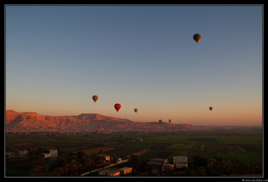 b071122 - 5754 - Montgolfiere