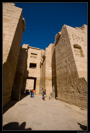 b071122 - 5811 - Medinet Abou