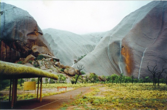 a_0111 - Ayers Rock