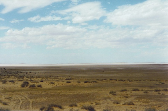 a_0024a - Lake Eyre