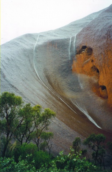 a_0106 - Ayers Rock