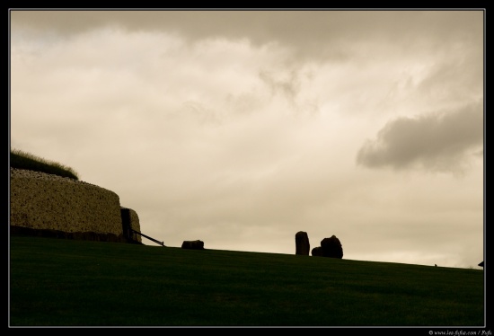 b070910 - 1715 - Newgrange