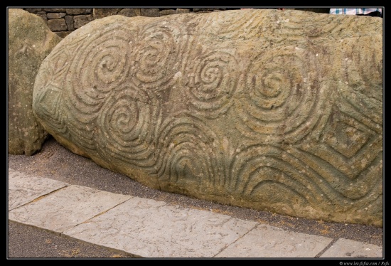 b070910 - 1726 - Newgrange