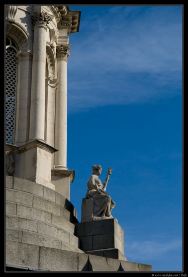 b070922 - 4171 - Trinity College