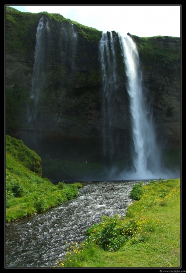 b070708 - 0037 - Seljalandsfoss